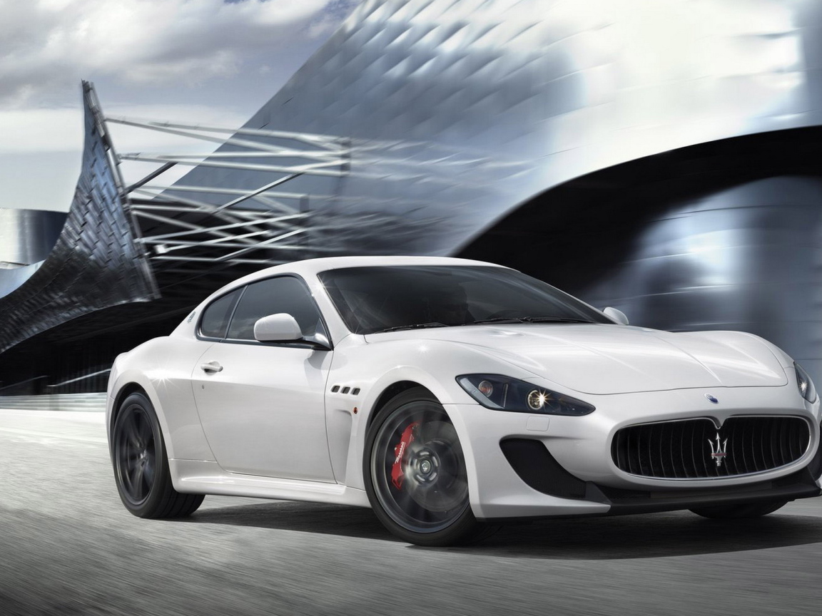 Мазерати ГранТуризмо MC 2012