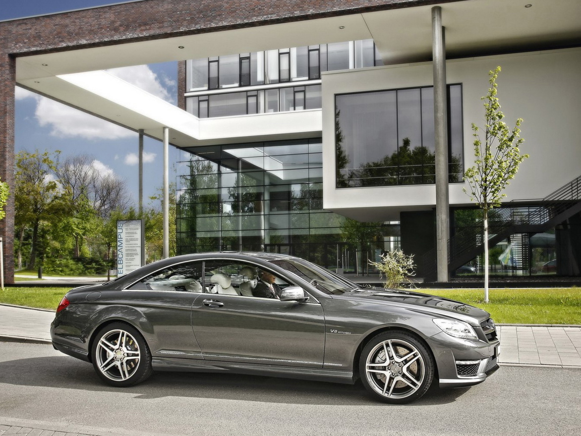 Новый Мерседес Бенц CL63 AMG