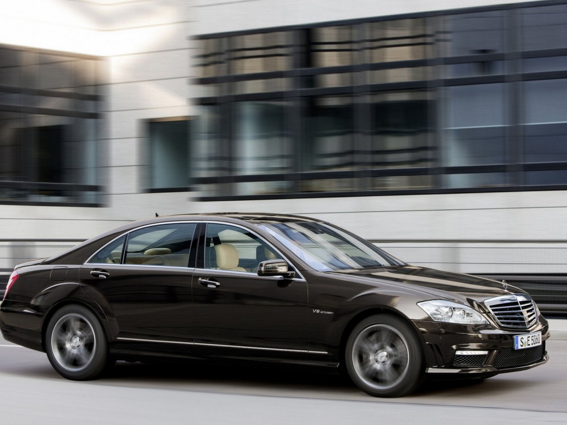 Мерседес Бенц S63 AMG 2011