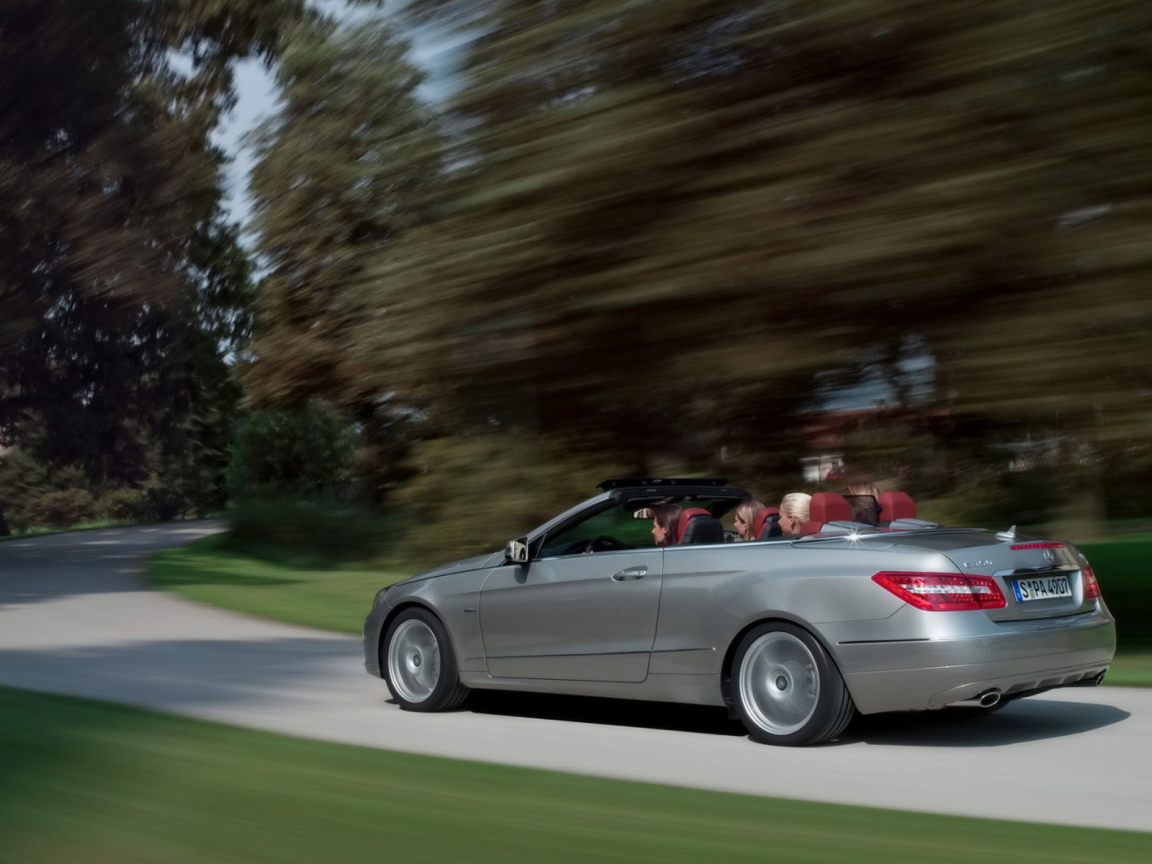 Мерседес Бенц Е класс Кабриолет