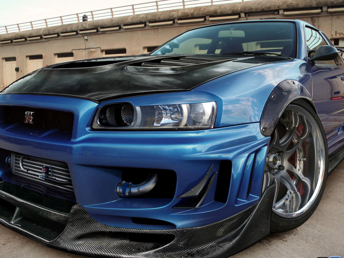 Спортивная машина