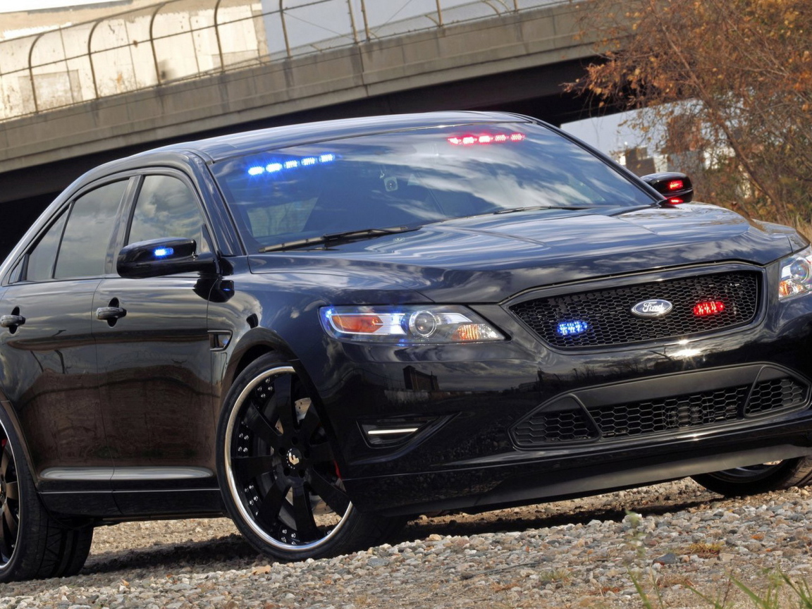 Концепт полицейского перехватчика от Форд