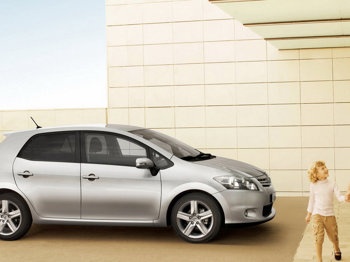 Тойота Аурис - друг семьи