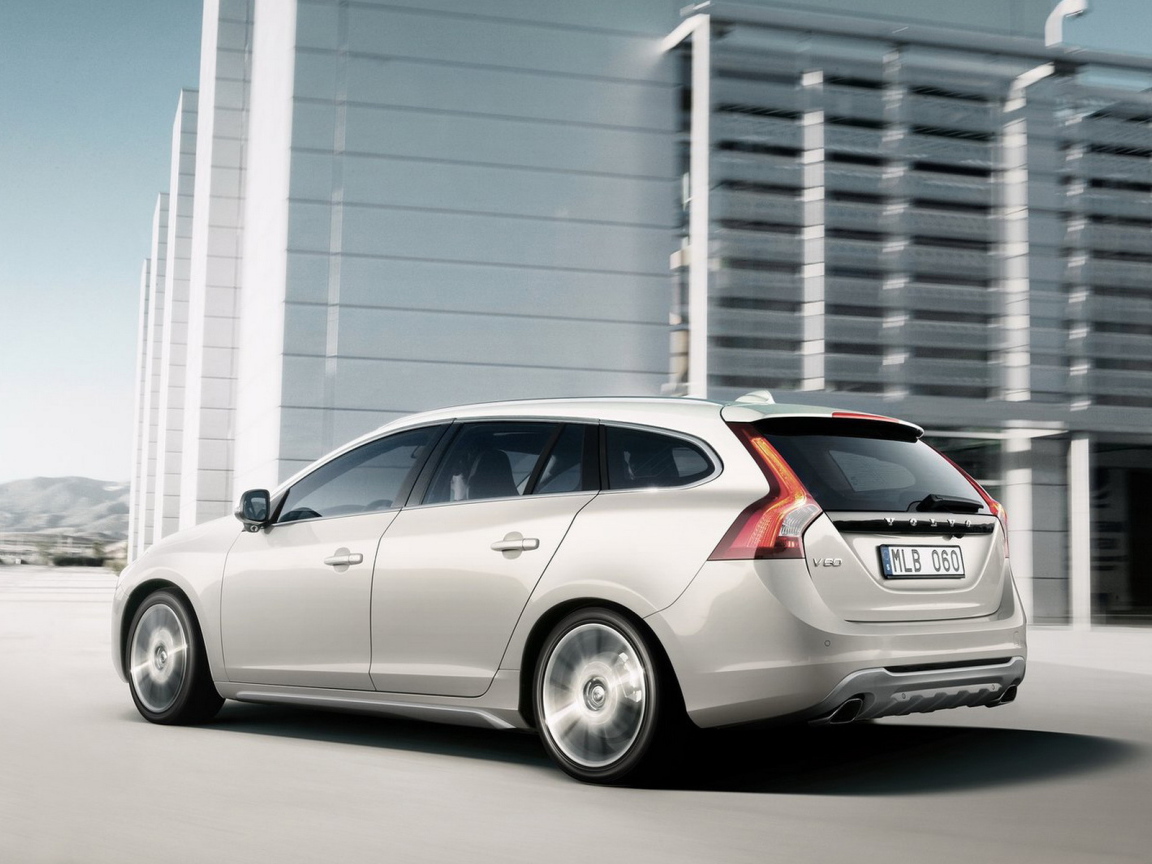 Вольво В60 2011