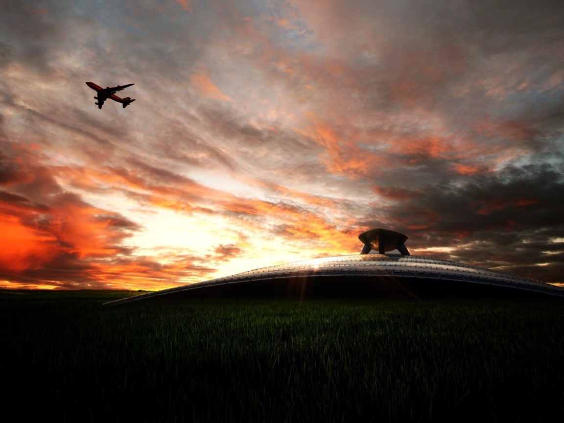 Пассажирский самолет в небе