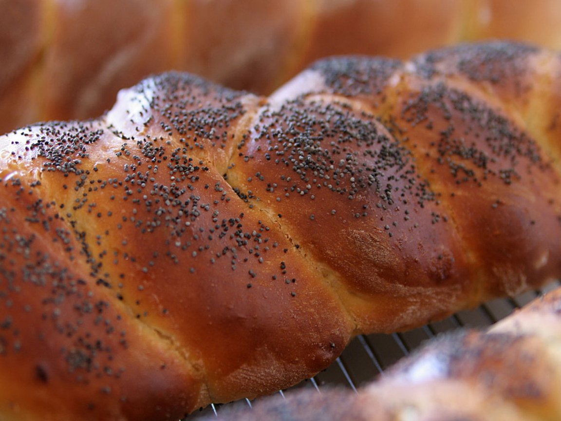 Хрустящий батон с маком