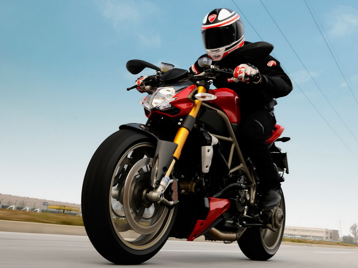 Ducati Streetfigtherx