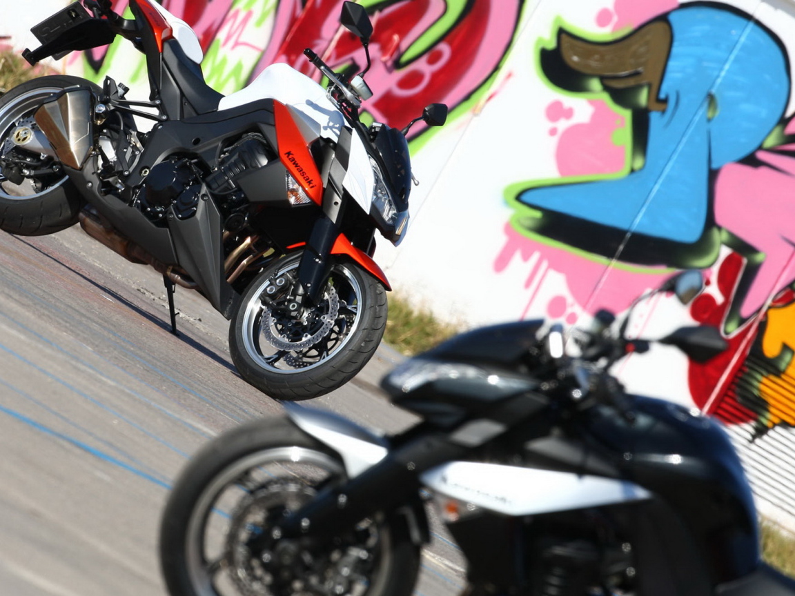 Кавасаки Z 1000 красота и грация