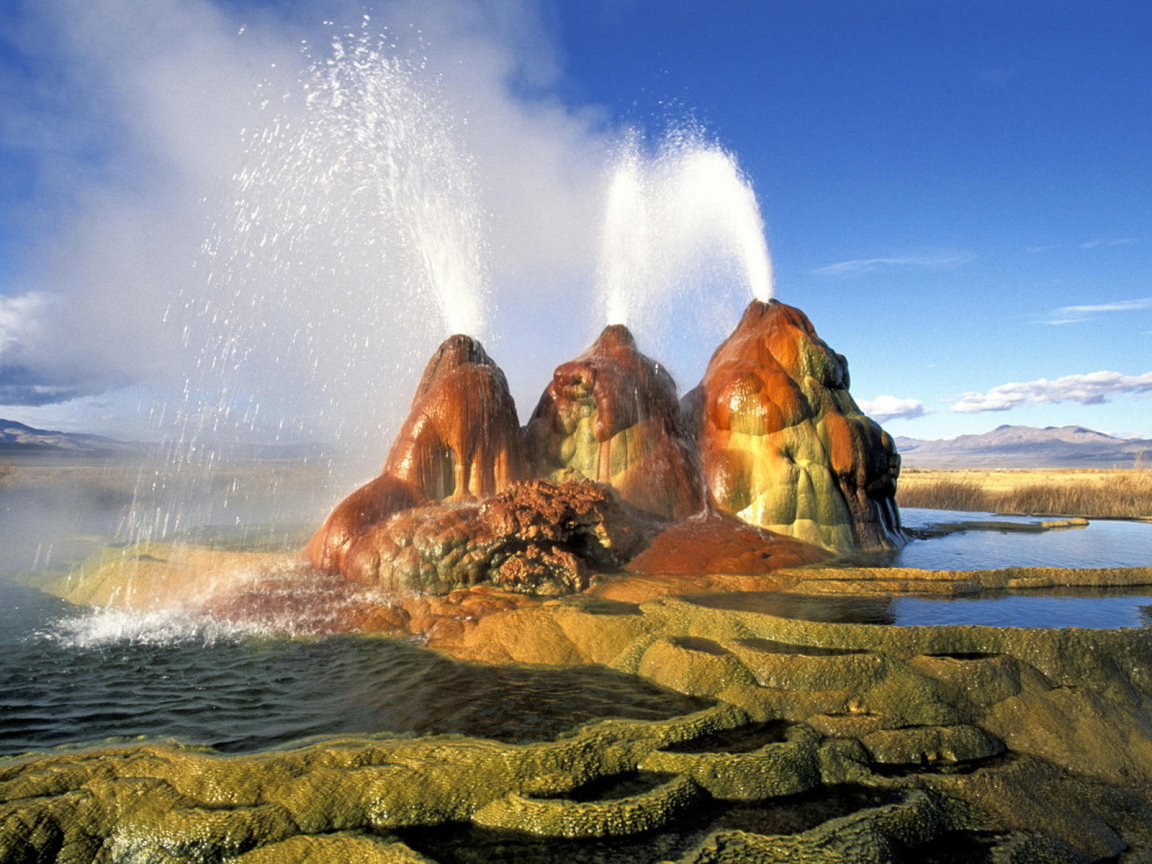 Невада, гейзер в пустыне