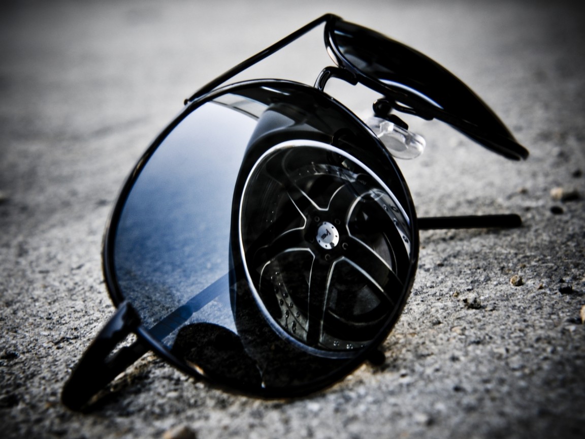 Солнцезащитные очки