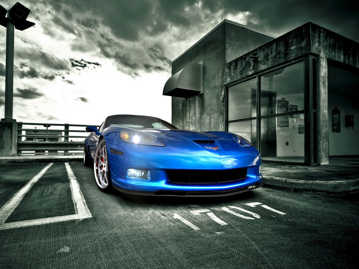 голубой Chevrolet-Corvette-Z06