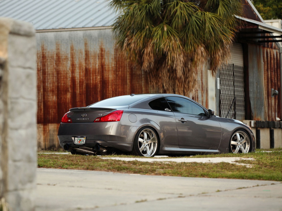 Infiniti G37