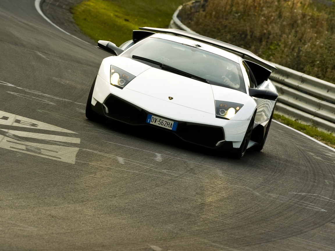 Lamborghini Murcielago LP 670