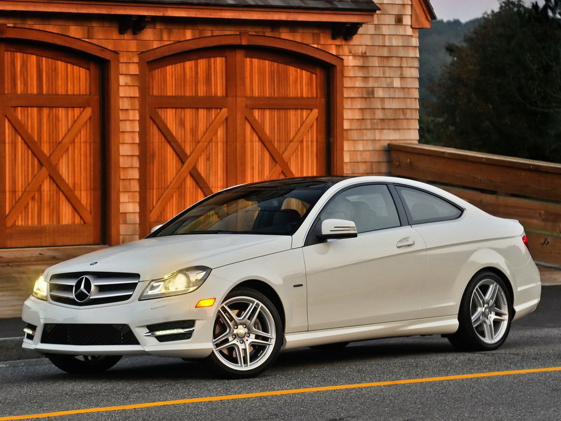Mercedes-Benz-C-Class Coupe