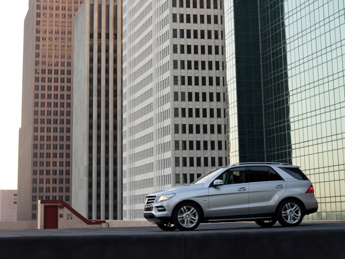 Mercedes-Benz-M-Class 2012