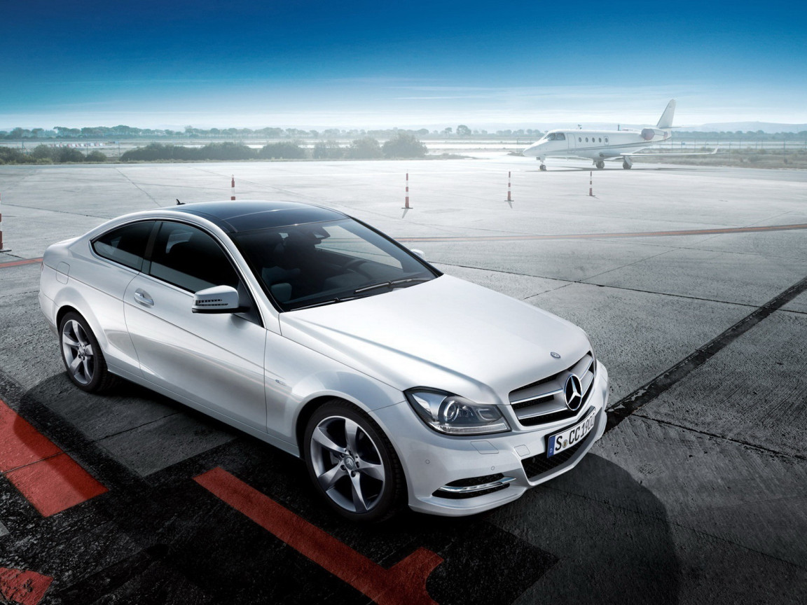 Mercedes-Benz-C63 AMG