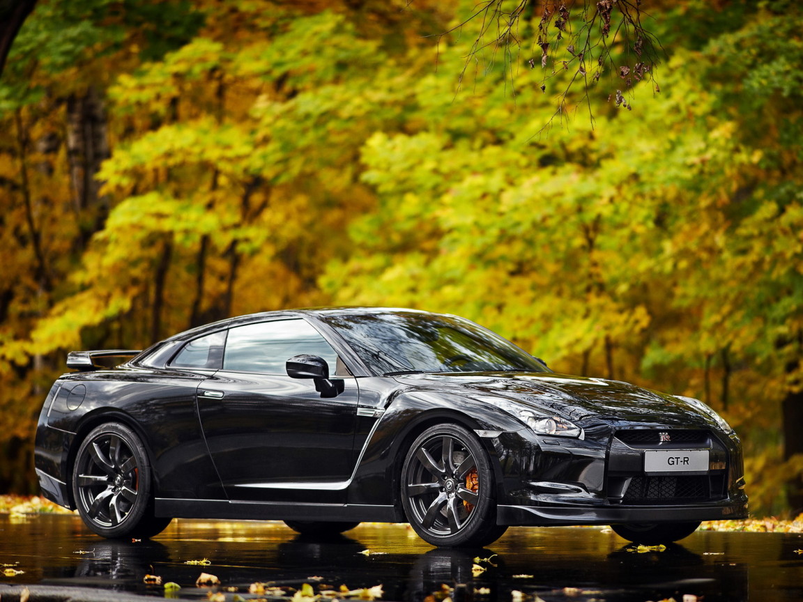 Nissan GT-R Black Edition