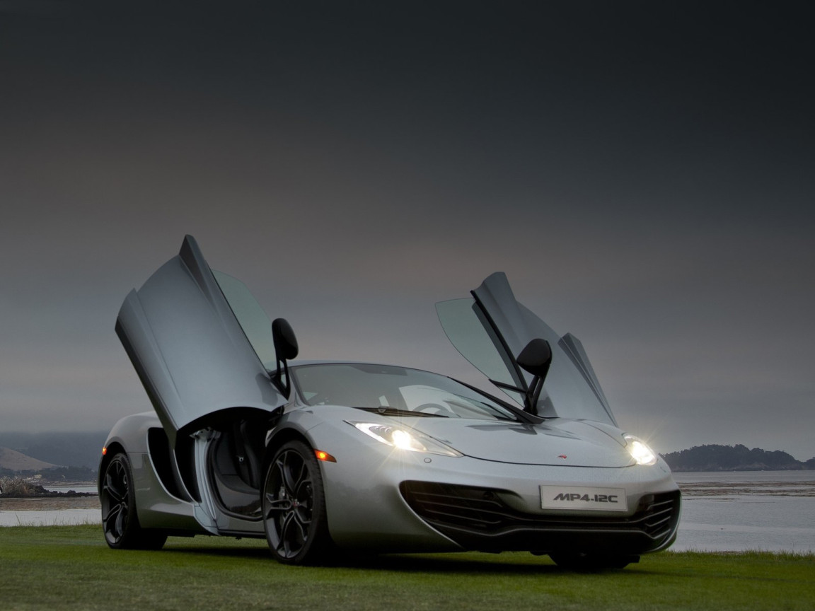 2011 McLaren-MP4-12C