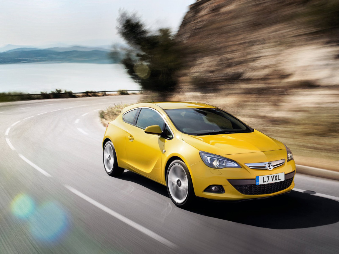 Vauxhall-Astra GTC