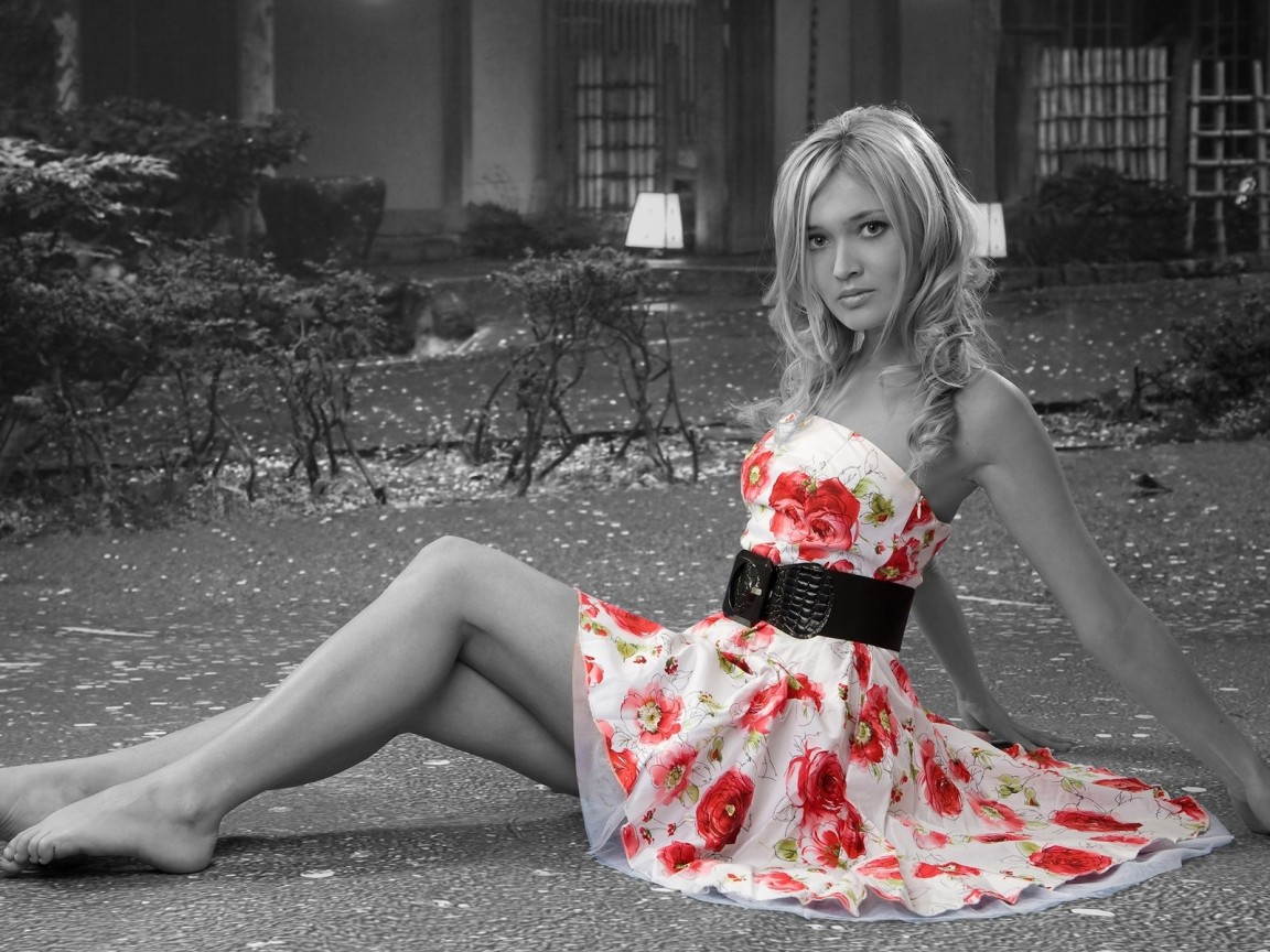 Только красное платье