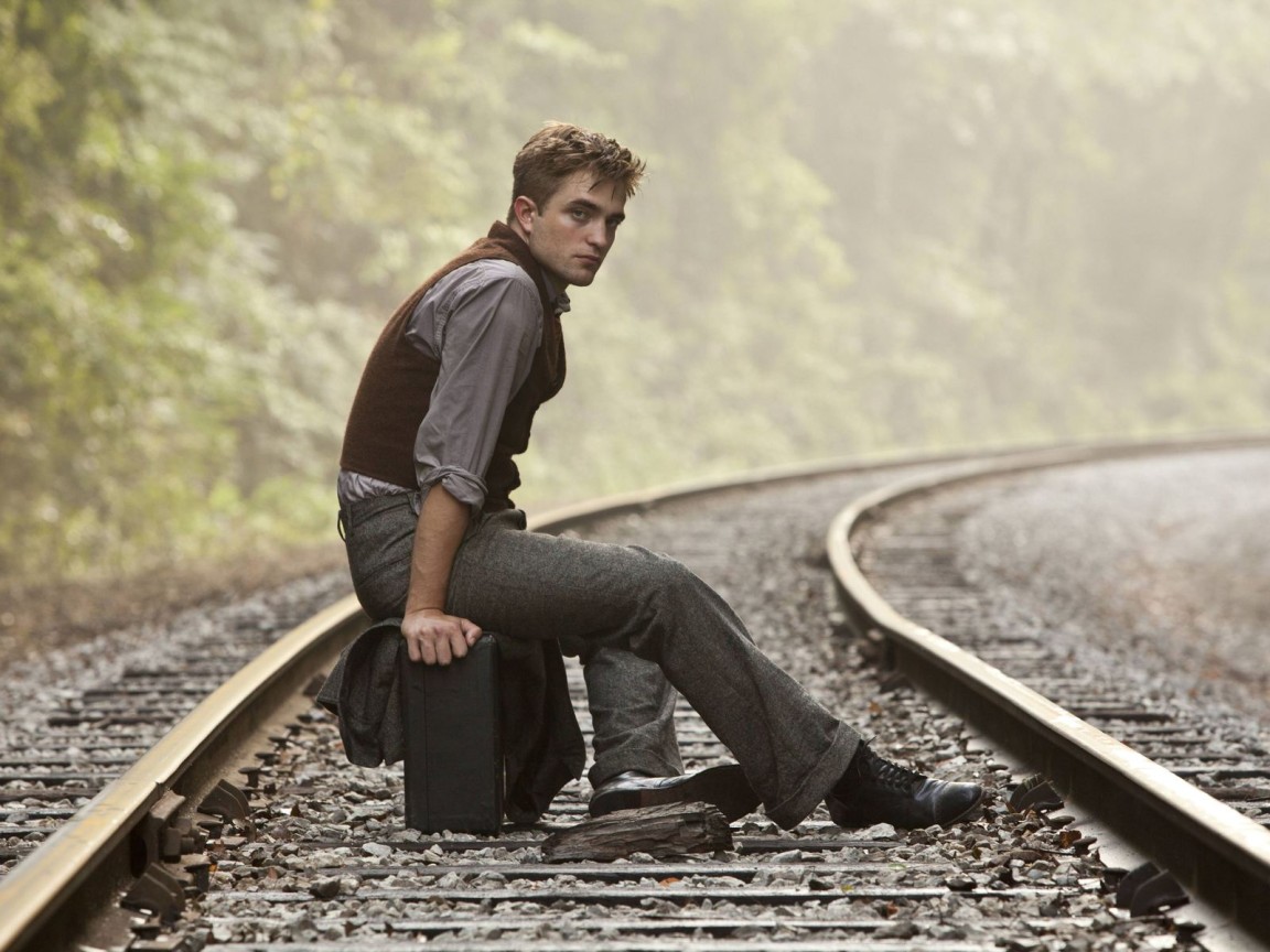 актер Роберт Патинсон (Robert Pattinson)