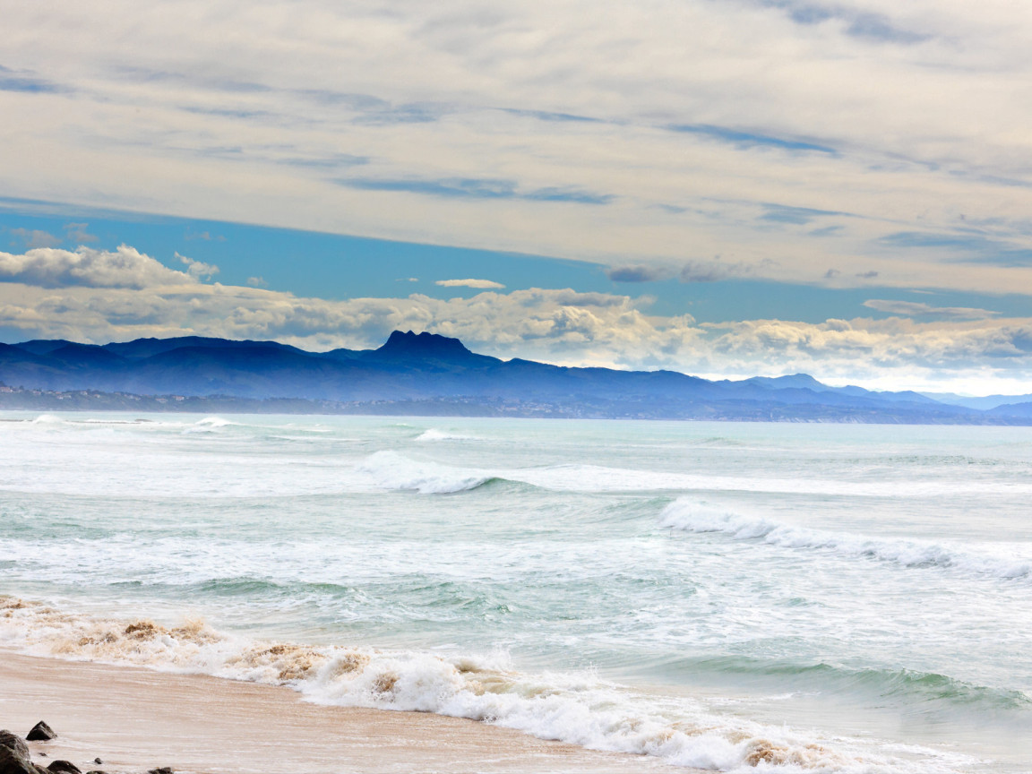 Песчанный пляж