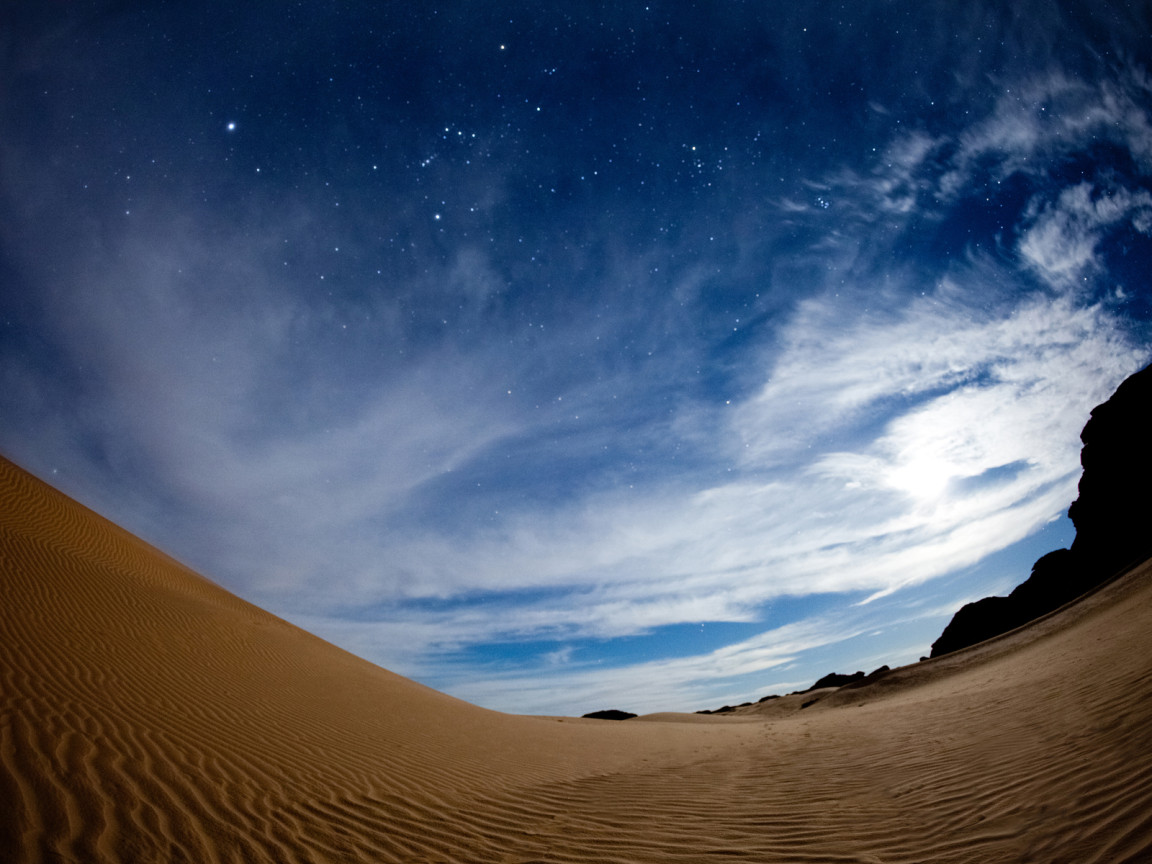Пустыня ночью