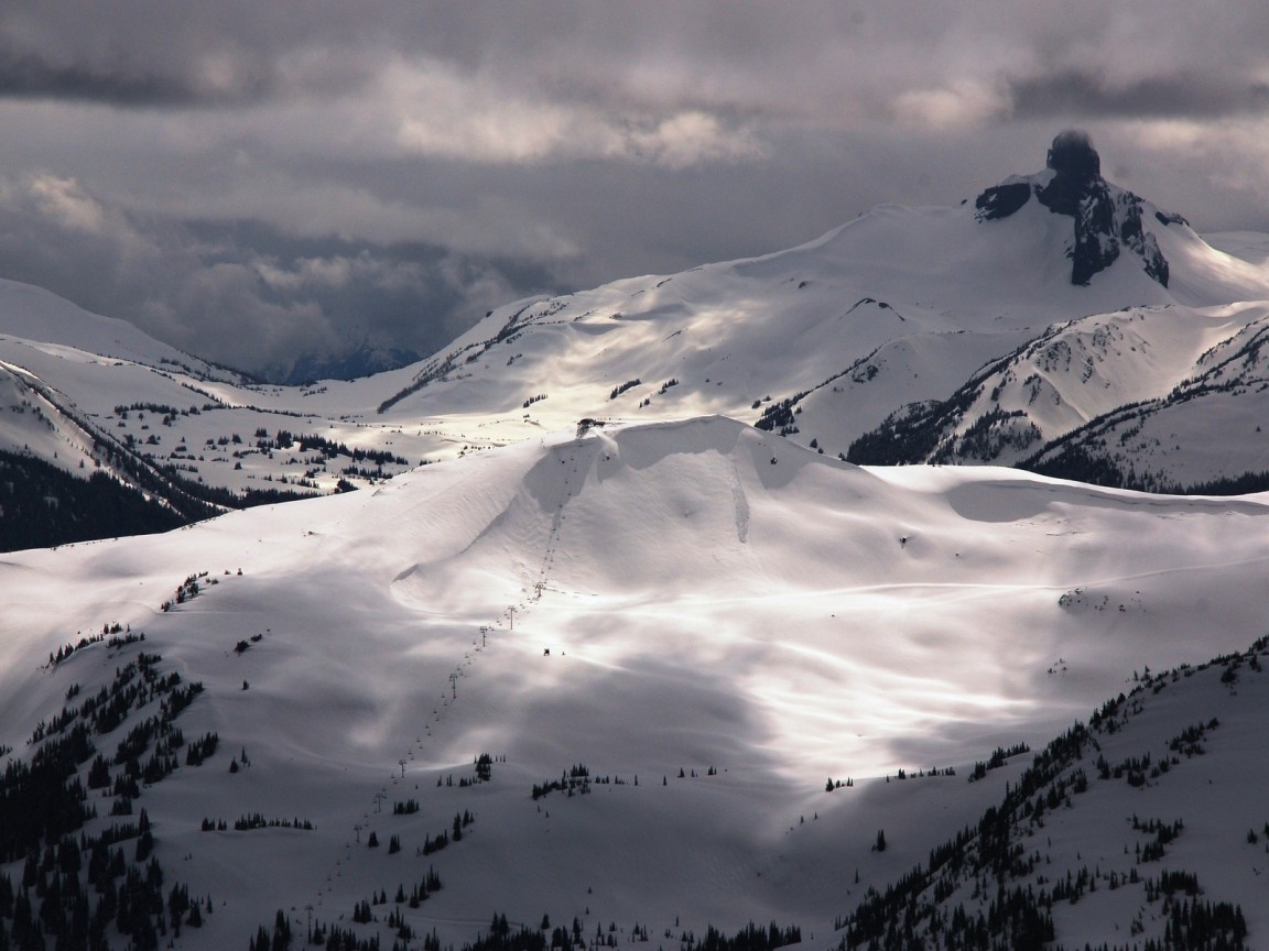 Горы в канаде