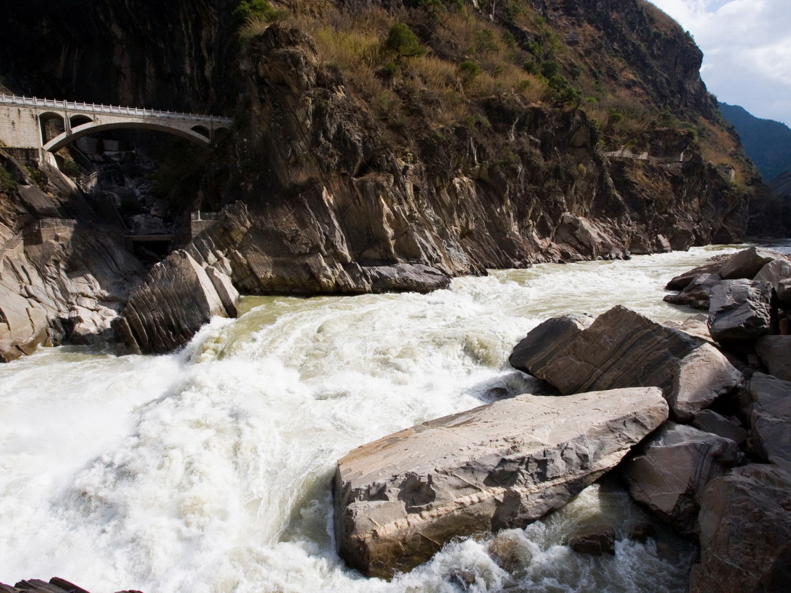 Речка в горах