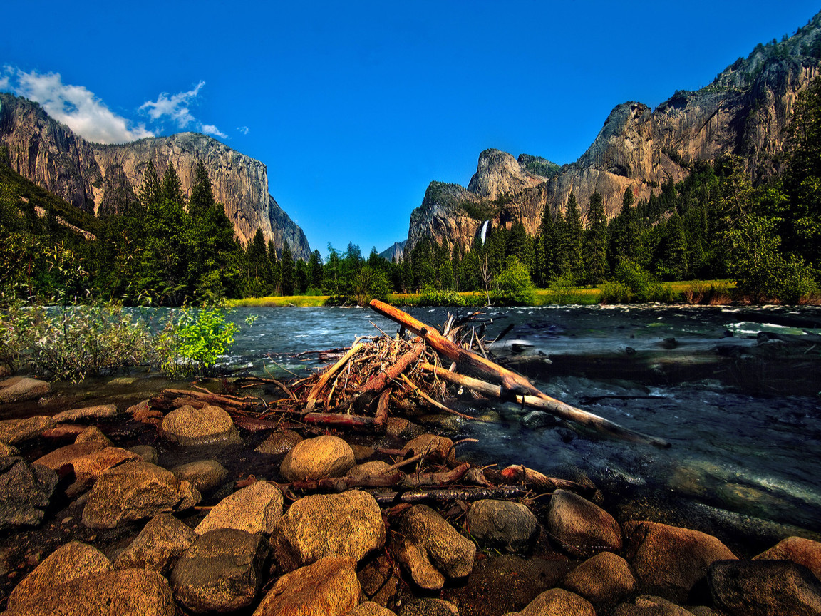 Горная река