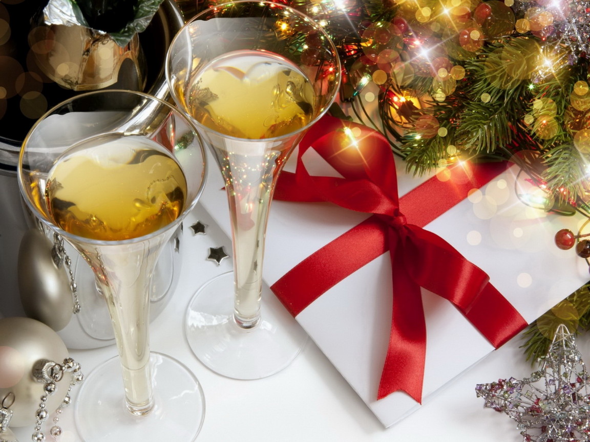 Праздничная обстановка