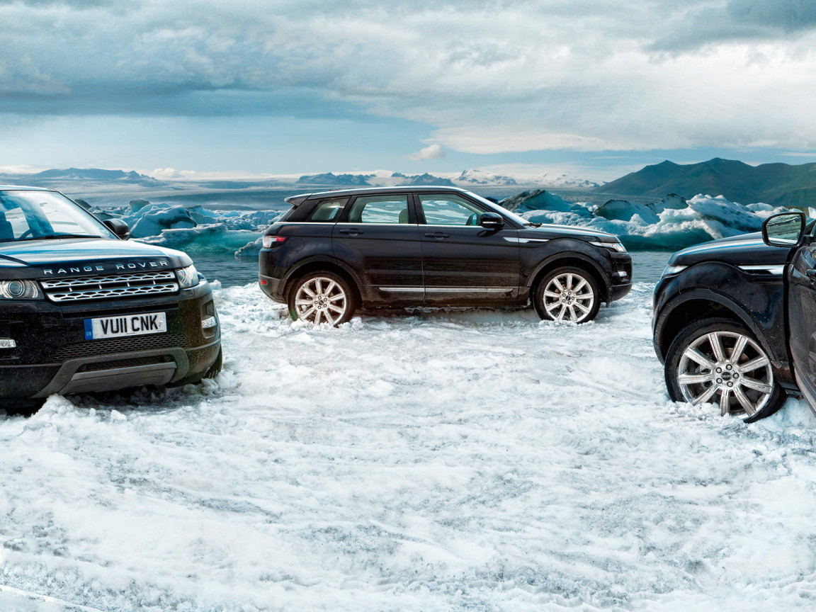 Land Rover Evoque на снегу