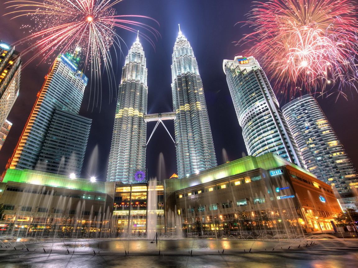 Башни Петронас, Куала-Лумпур