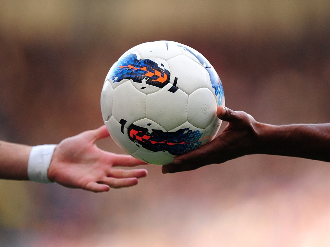 Мяч английской лиги