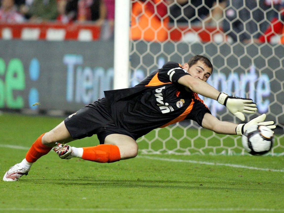 Икер Касильяс (Iker Casillas)