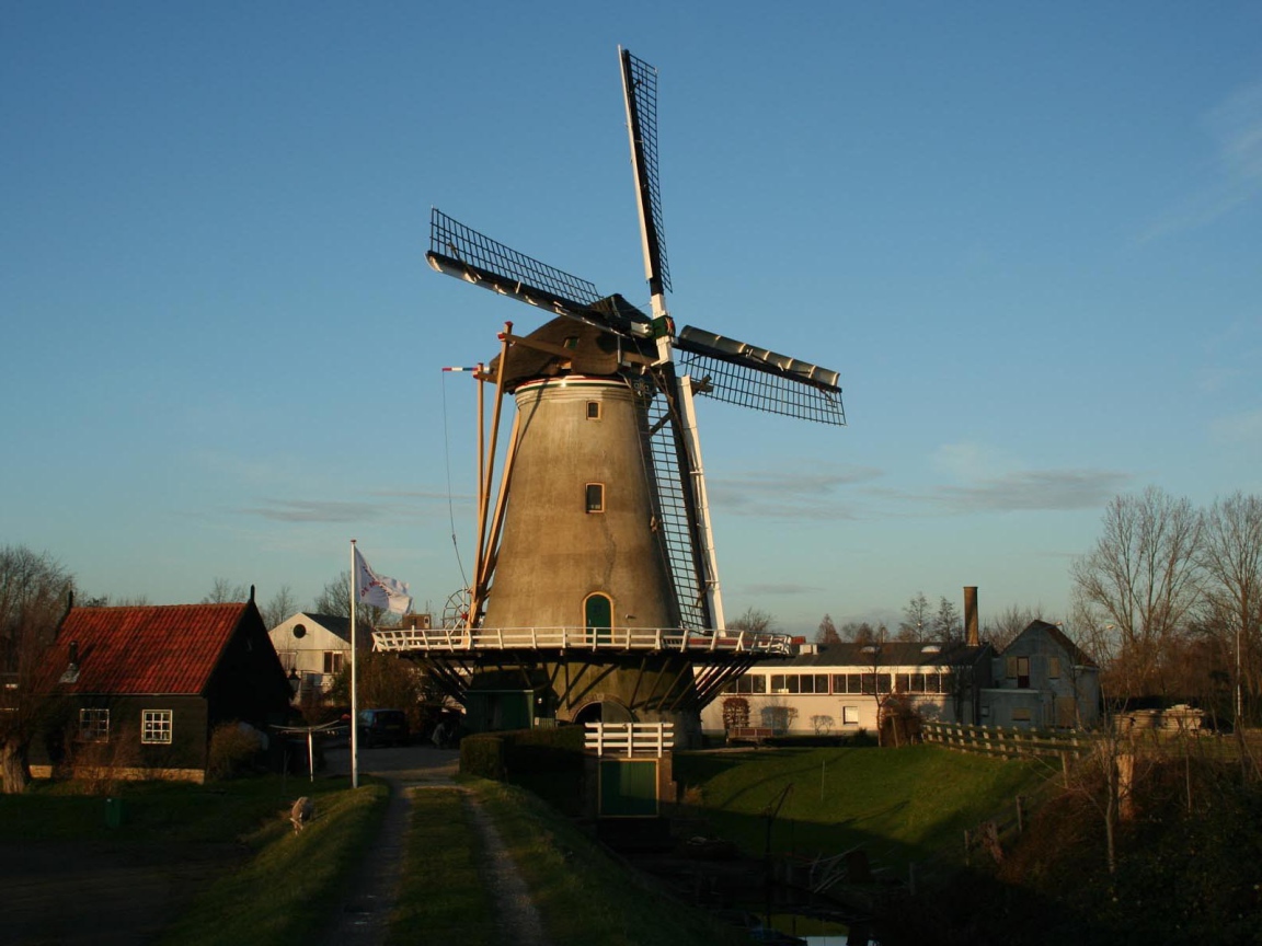 Ветреная мельница в Голландии