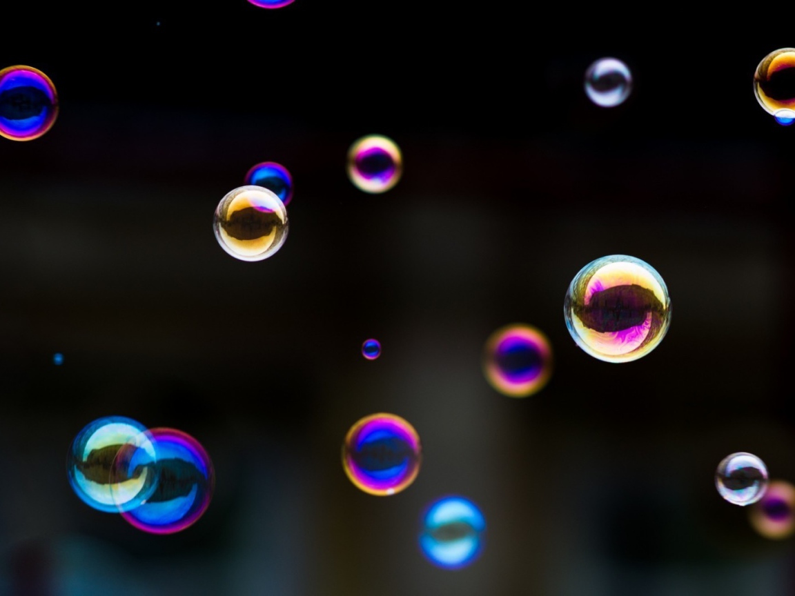 Разноцветные мыльные пузыри