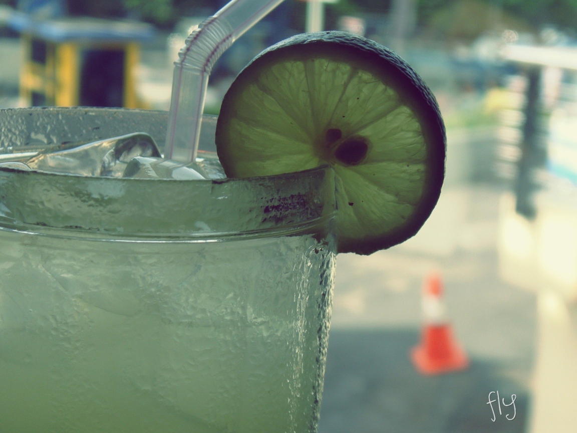 Коктейль с лимоном