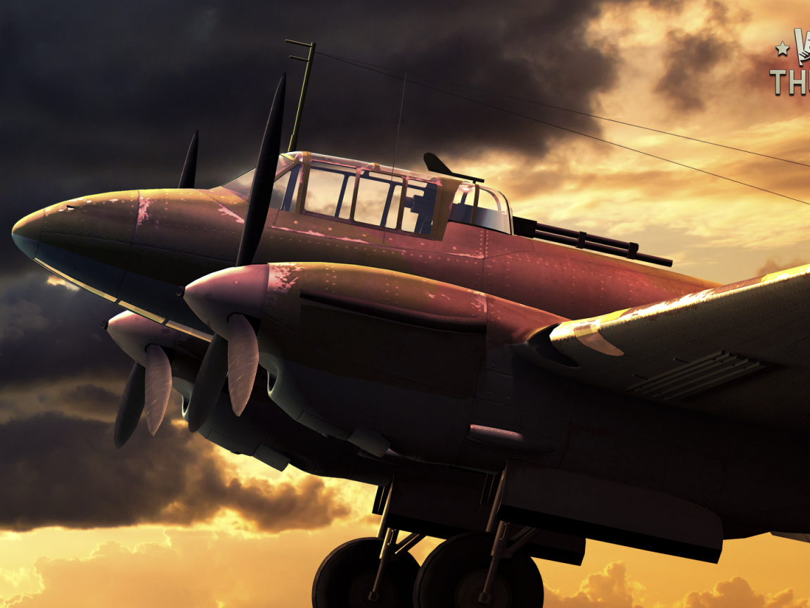 War Thunder огромный военный самолет на земле