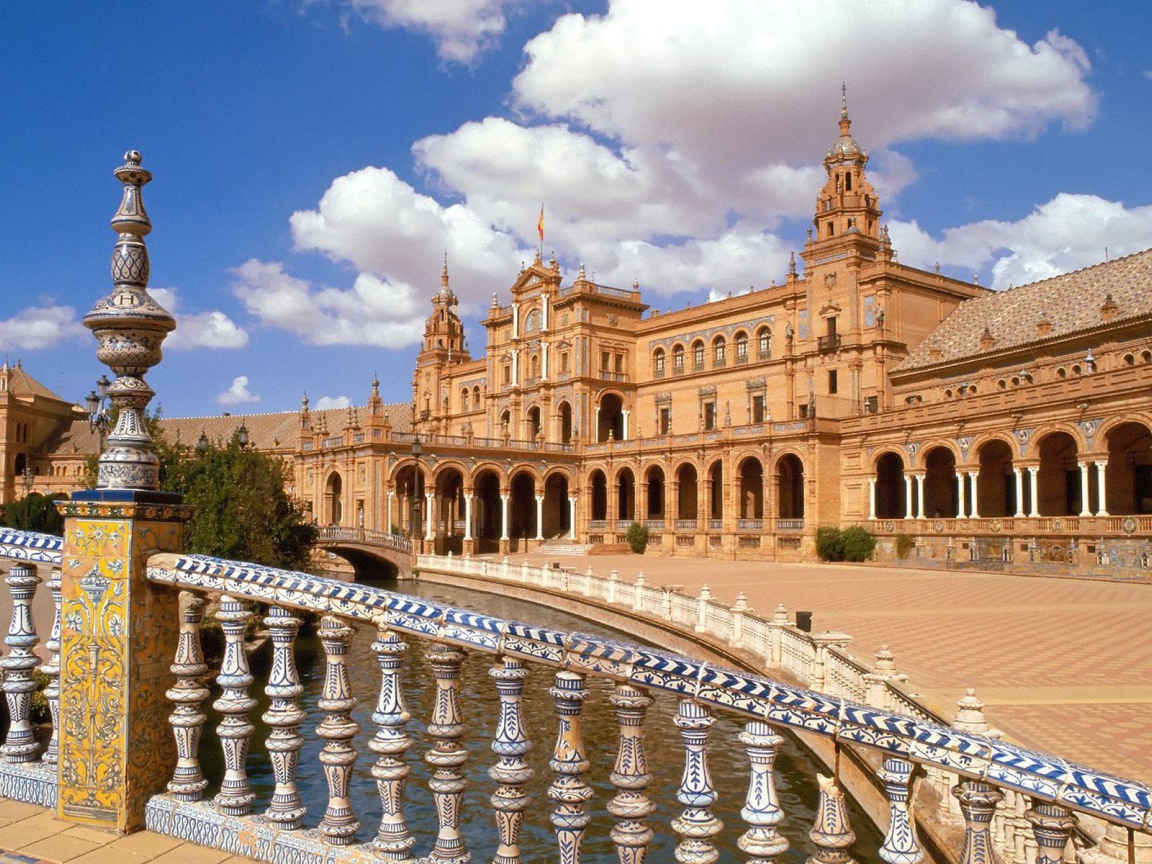 Архитектура с мостами