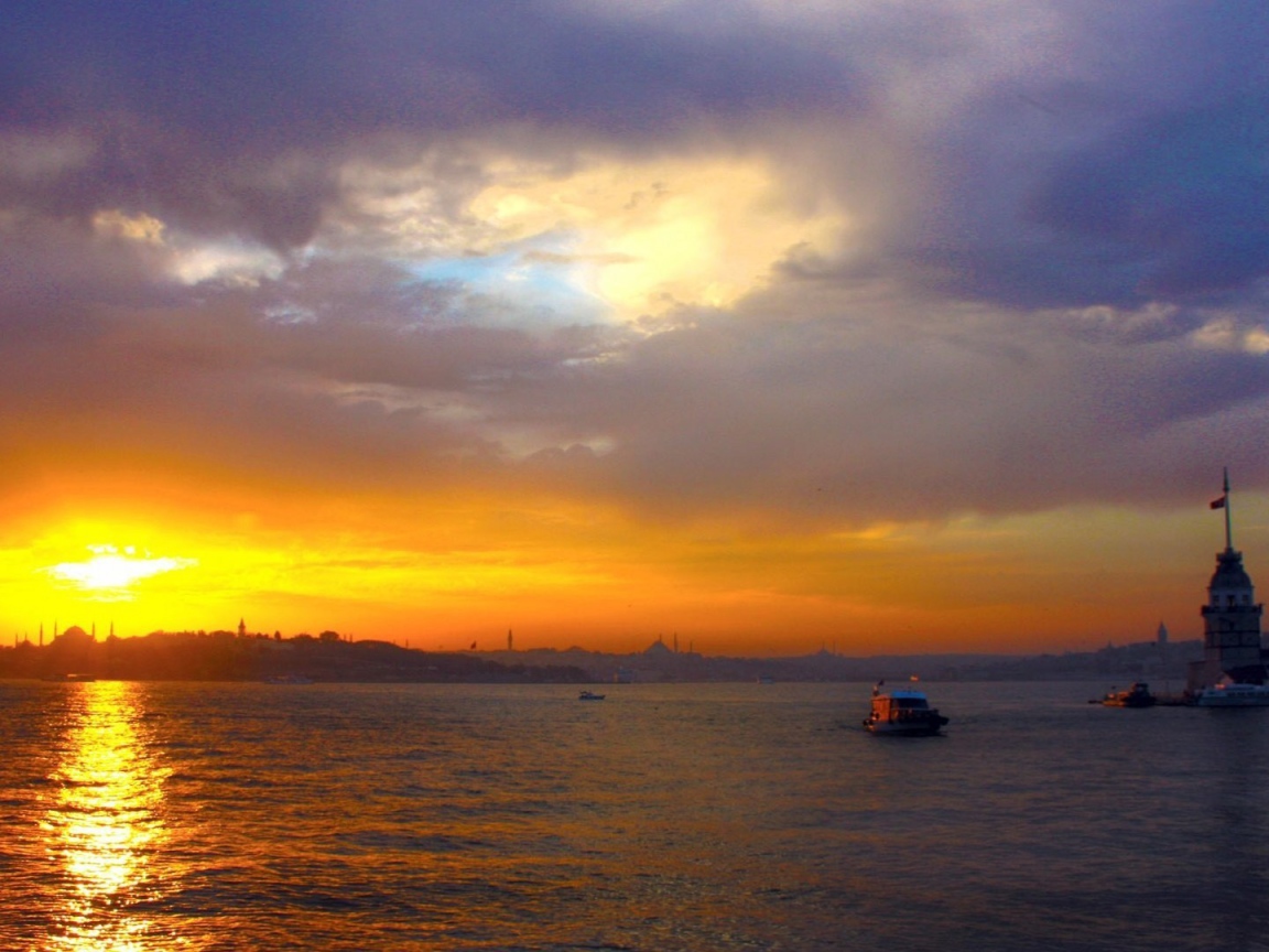 Морской пейзаж с закатом