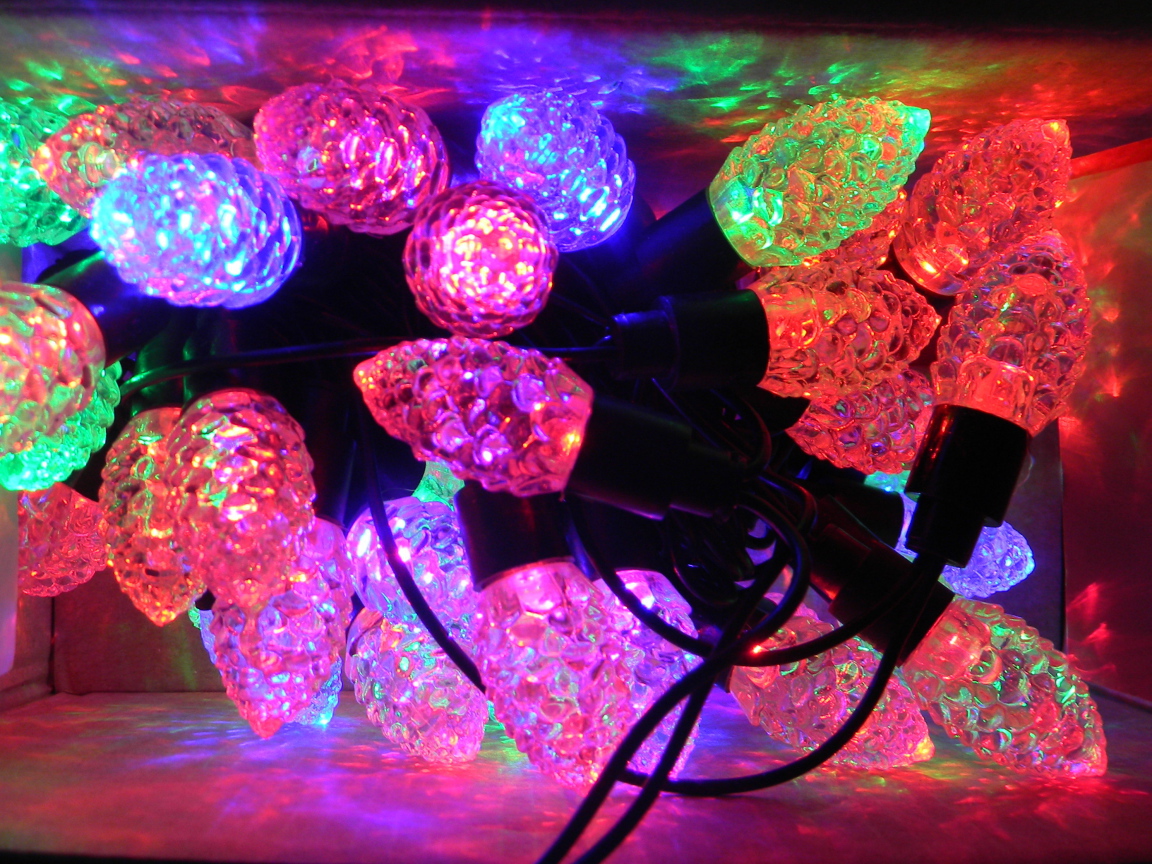 Гирлянда шишки