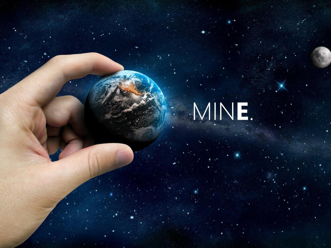 Земля в руке человека