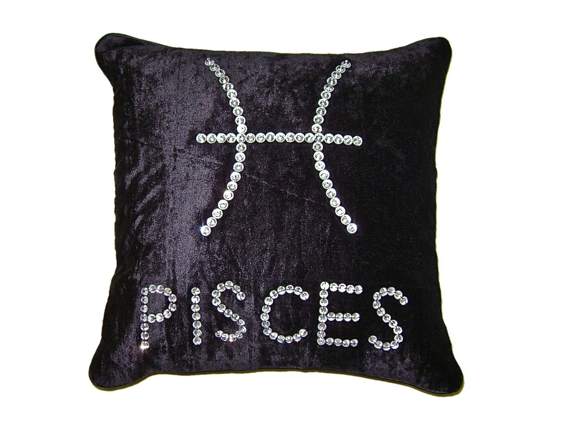 Подушка, знак зодиака рыбы