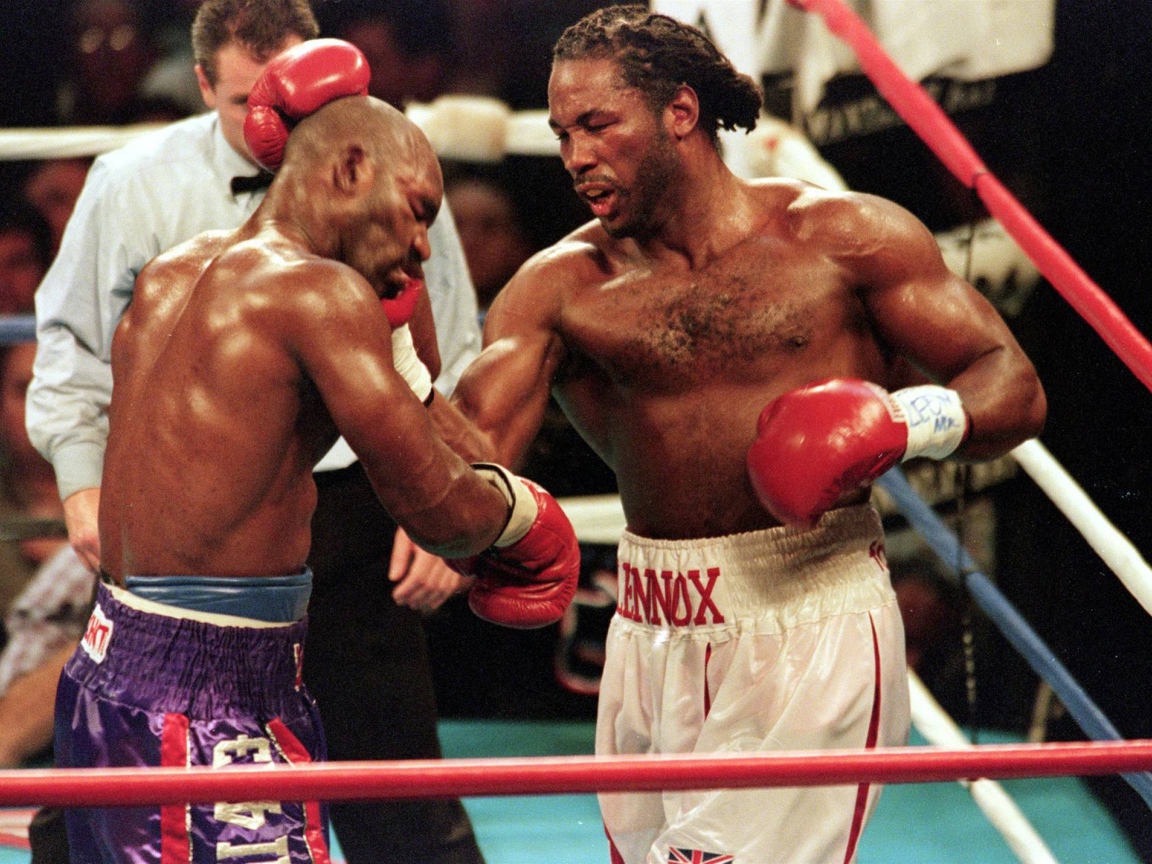 Известный боксер Леннокс Льюис