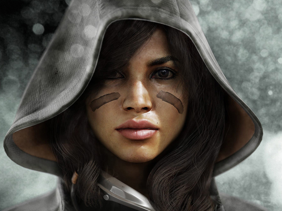 Красивая девушка в капюшоне
