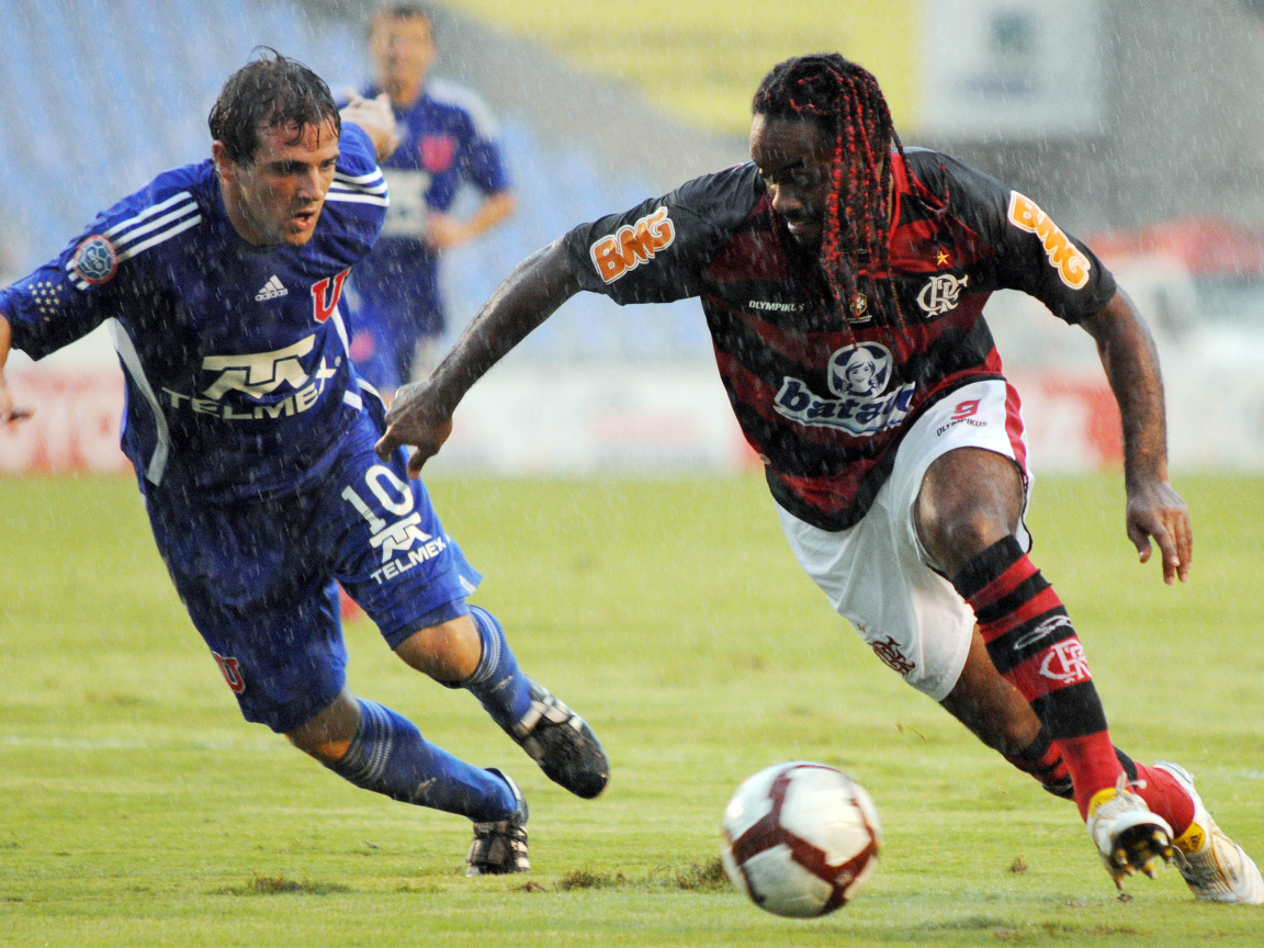 Шаньдун Лунэн Вагнер под дождем