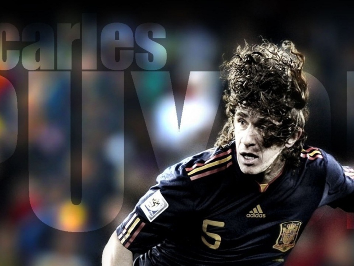 Защитник Барселоны Карлес Пуйоль