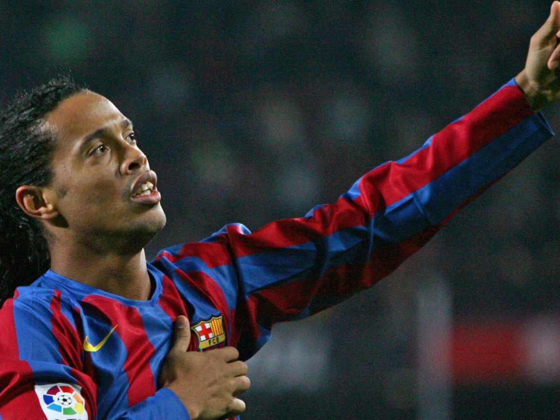 Футболист Атлетико Минейро Роналдиньо после игры