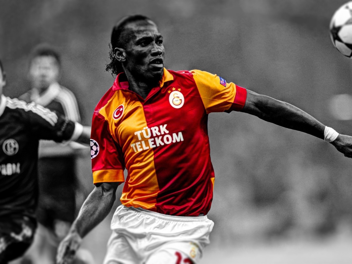 The forward of Galatasaray Didier Drogba Desktop wallpapers 1152x864